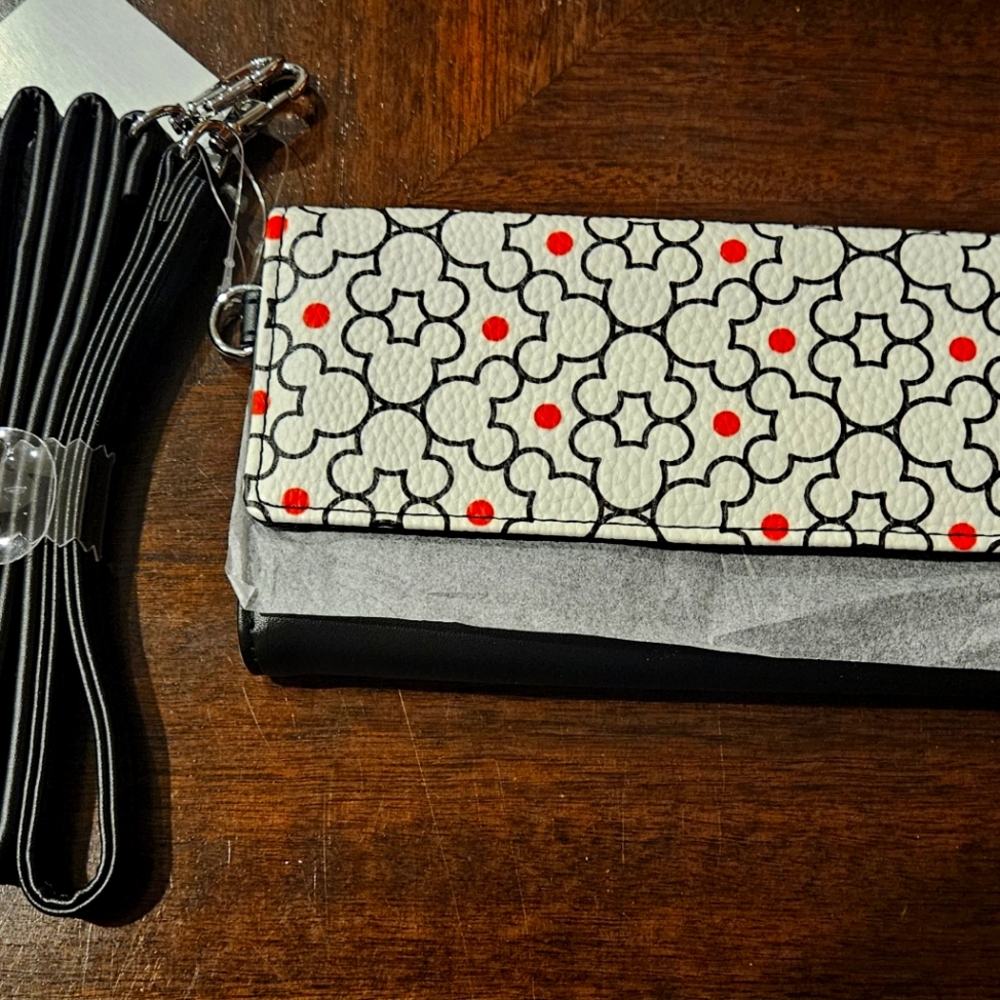 NEW, W/Tags Womens Disney Parks Mickey Icon W/ Red Dots. Wrislet W/ Straps.